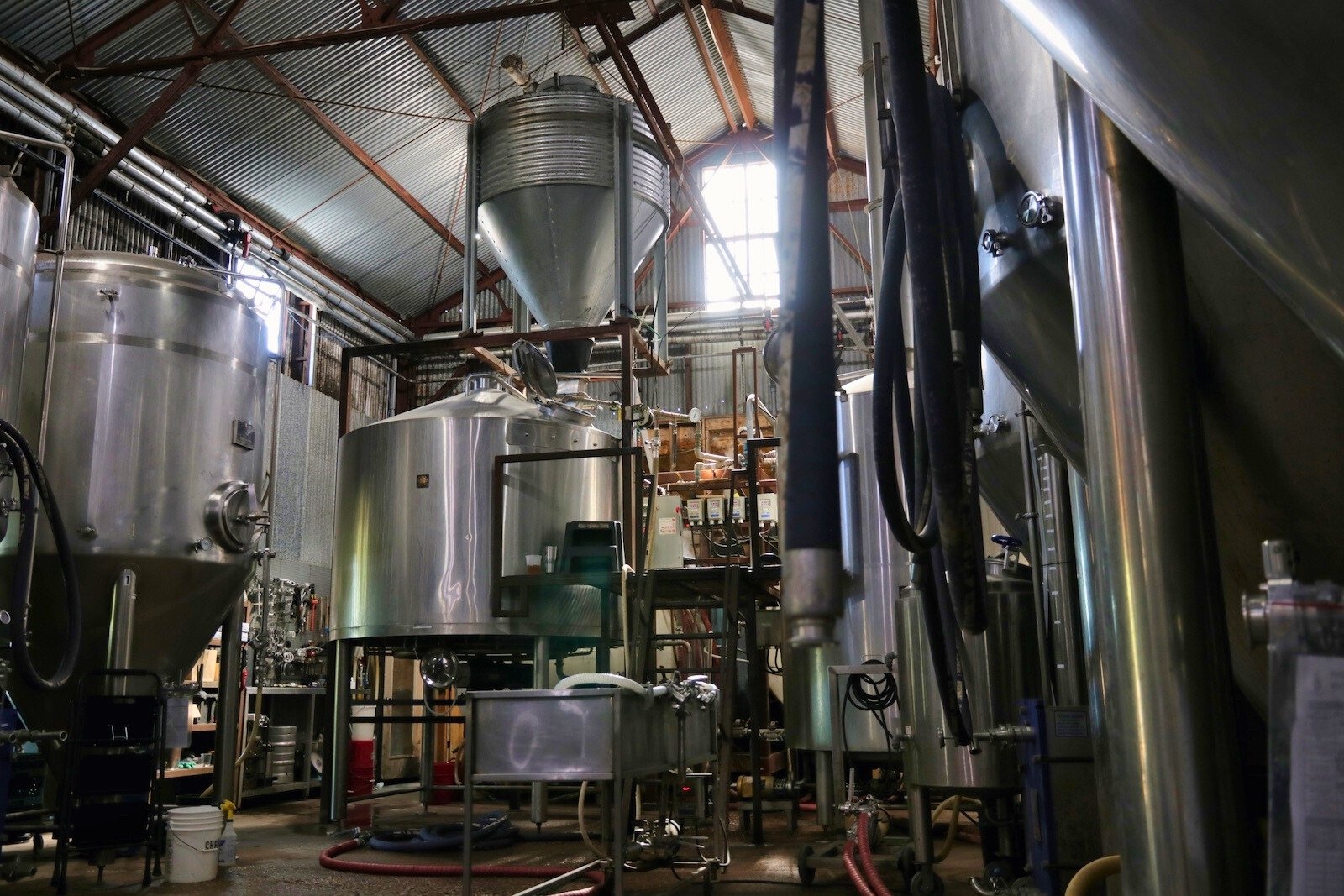Brouwinstallatie van Brouwerij Jester King