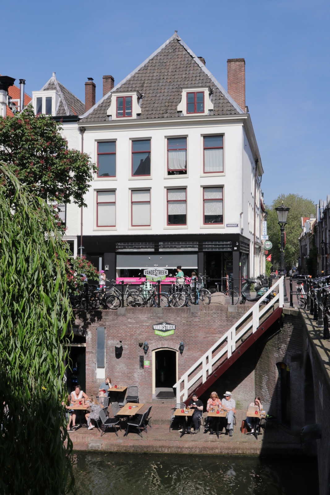 VandeStreek Oudegracht in Utrecht