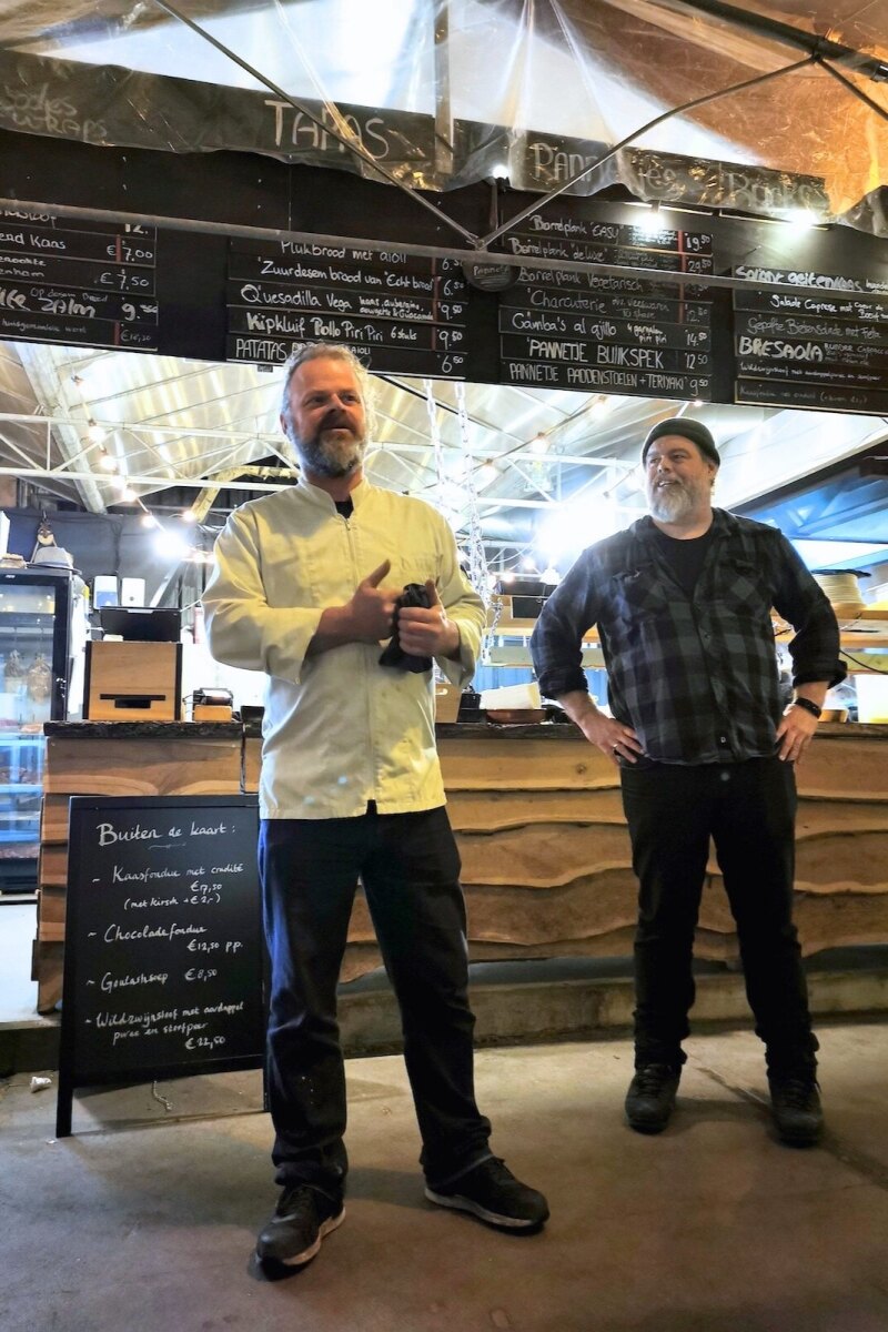 Chef Erny Kley explaining beer and food pairing at BRACK Breda