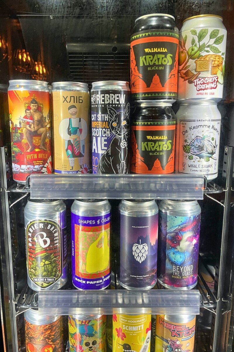 Great choice of chilled beers at De Poshoorn pub in Maastricht 