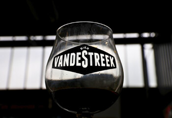 Tasting barrel aged vandeStreek beer in Utrecht