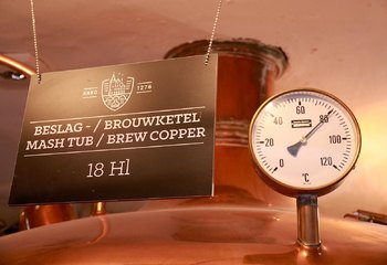 De beslagkuip van Brouwerij Oudaen in de werfkelder onder het kasteel