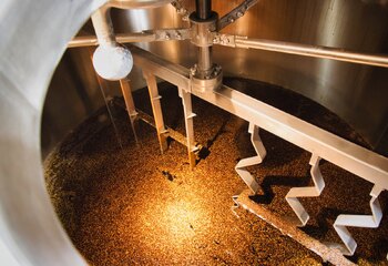 Binnenzijde brouwketel bij Stadsbrouwerij Vos