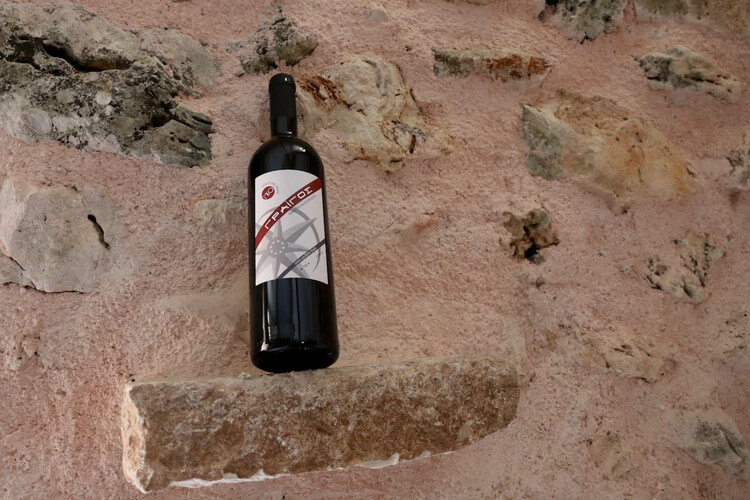 Graigos wine of Art & Wine Winery